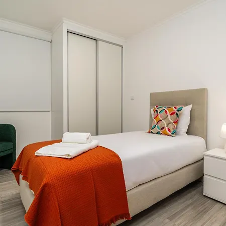 Semesterbostad Casa Antonette, Lovely House With A Pool