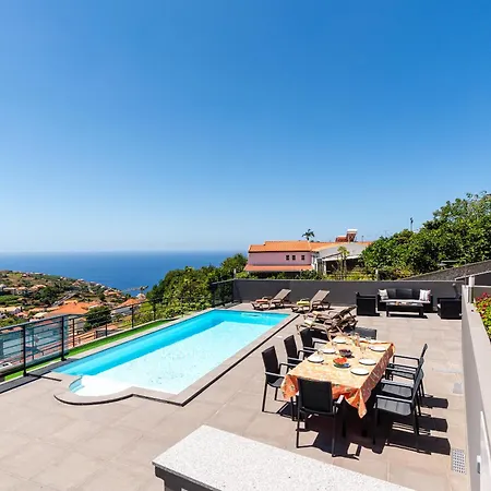 Casa Antonette, Lovely House With A Pool 펜션