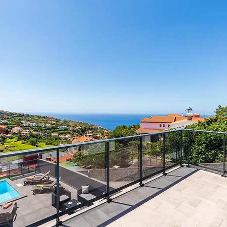 Semesterbostad Casa Antonette, Lovely House With A Pool