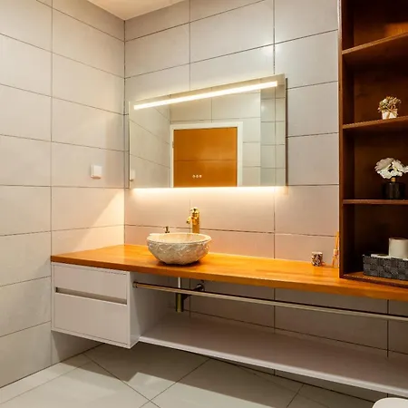 Semesterbostad Casa Antonette, Lovely House With A Pool *