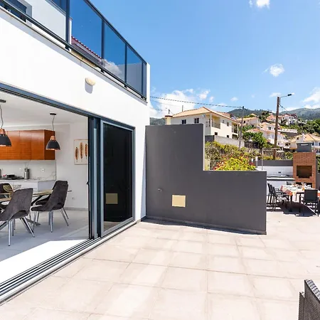 Semesterbostad Casa Antonette, Lovely House With A Pool *