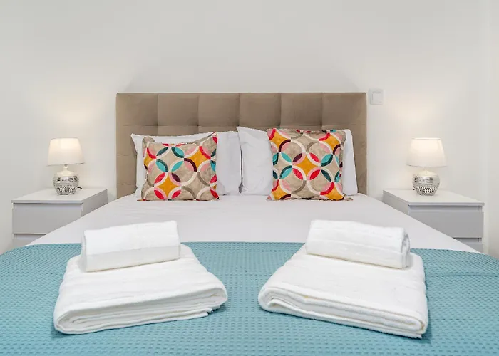 Casa de Férias Casa Antonette, Lovely House With A Pool Calheta (Madeira)