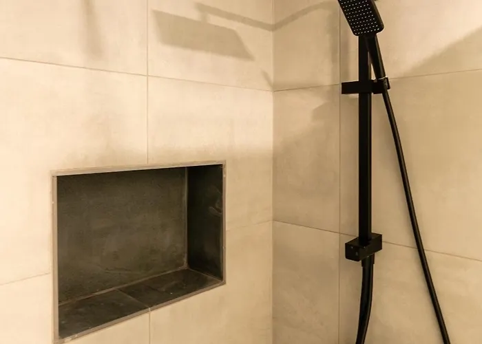 Casa Antonette, Lovely House With A Pool Casa de Férias