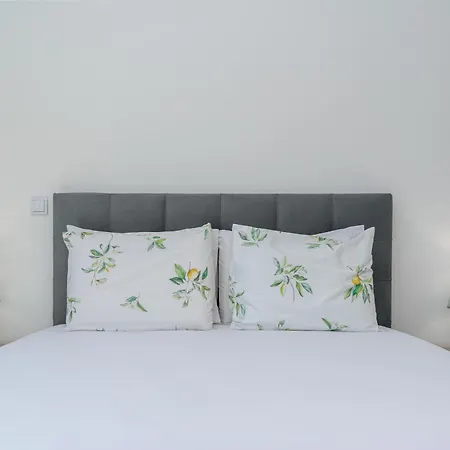 Casa Antonette, Lovely House With A Pool Calheta (Madeira)