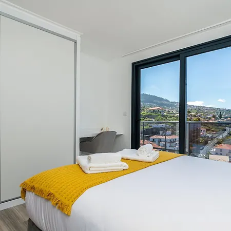 Casa Antonette, Lovely House With A Pool * Calheta (Madeira)